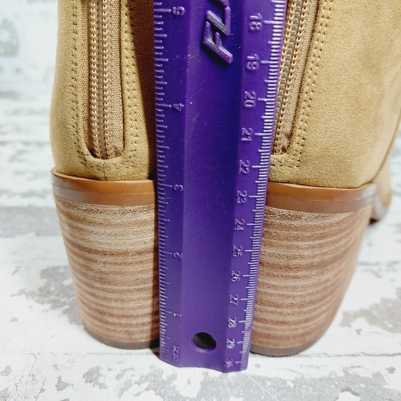 New BP Brynne Beige Fabric Upper Pointed Toe Block Heel Ankle Boots H886 - Picture 7 of 11